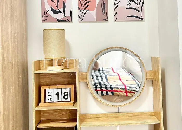 Aesthetic Cozy With Ps4, Netflix Coffee Nook - Elena Staycation Holiday home Manila